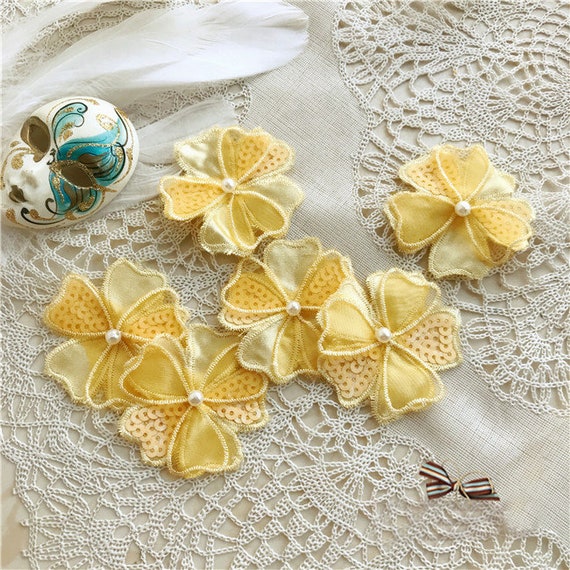 arricraft Broderie Dentelle Applique, Tissu Polyester Broderie Blanche, Patchs Feuille Bling, Appliques de Paillettes Perlées pour Accessoires de Costume Robe de Mariée Artisanat de Bricolage arricraft Broderie Dentelle Applique, Tissu Polyester Broderie Blanche, Patchs Feuille Bling, Appliques de Paillettes Perlées pour Accessoires de Costume Robe de Mariée Artisanat de Bricolage