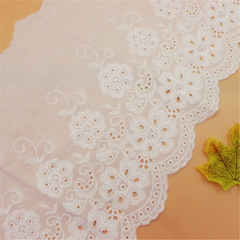 15 Ycotton Hollow Embroidered Lace Trim clothing craft decoration Sewing 