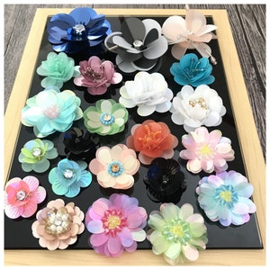 Sequins Patches 20 pcs Rhinestones Beads Flower Appliques Brooch Stickers Patch for Clothes Bag Shoes Sew-On Sewing Accessories M43F158