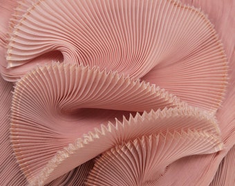 Pink Pleated Organza Fabric Plisse Fabric Accordion Crimping Wrinkle Stiff Wedding Dress Modeling Decorative Designer Fabric M105F7