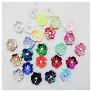 Patch di paillettes multicolore 50 pezzi strass perline di diamanti appliques di fiori spilla adesivi toppa floreale per vestiti borsa scarpe da cucire M48F1
