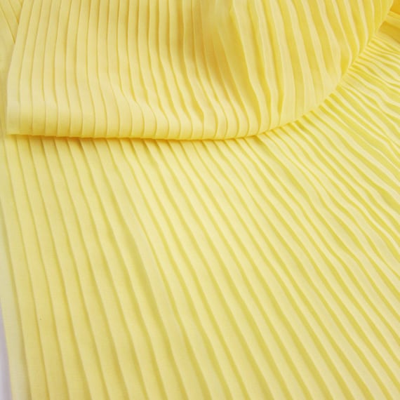 Yellow Ruffled Pleated Chiffon Fabric Plisse Fabric for