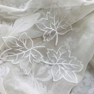 Appliques 15pcs Maple Leaf Embroidery Lace Patches Clothes Dress Sweater Decoration 9x10cm L14C56