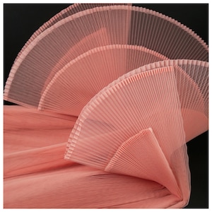 Garnelen Rosa Organ Plissee Hart Mesh Gewebe Plissee Stoff Akkordeon Crimpen Falten Modellierung Dekorativ Designer Stoff 59&quot;Breit M105F8