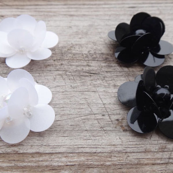 50pcs 3cm 1.18" black white sequins beads Rhinestones flower floral appliques patch brooch shoes bags clothes decorative M48Z47