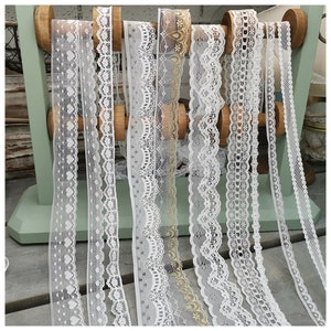 20 metri di nastro di pizzo bianco per cucire pizzo floreale tessuto confezioni regalo e decorazioni nuziali M5F3