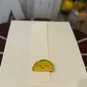 Taco hair clip