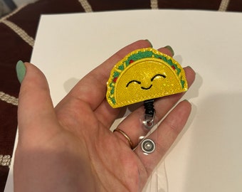 Taco badge reel