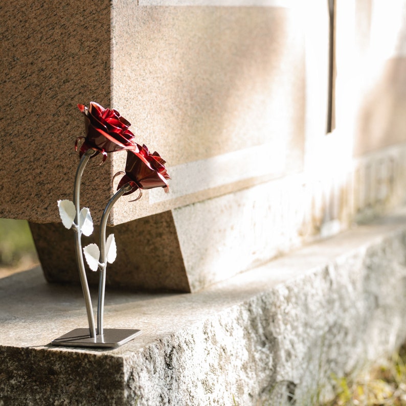 Memorial Steel Roses - Durable Cemetery Flowers to Honor Your Loved One ...