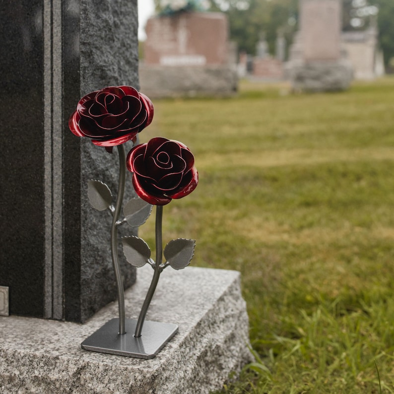 Memorial Steel Roses - Durable Cemetery Flowers to Honor Your Loved One ...