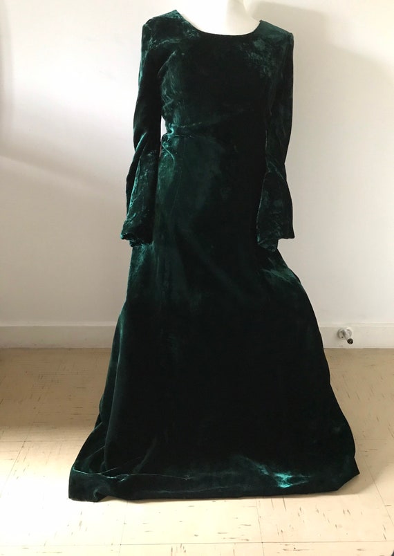 vintage green velvet dress