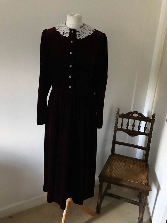 Marion Donaldson vintage 80s burgundy plum velvet