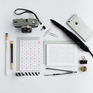 EDITION LIMITÉE ! Tympan d’encre x PPG mot Finder typographie carte