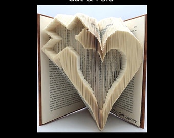 Patrón de libro plegable con forma de corazón en forma de cruz: Bautizo (patrón PDF)