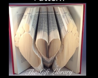 ARTE DE LIBRO PLEGADO- Huellas de bebé con corazón Patrón para crear tu propio arte de libro plegado