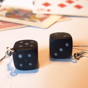 Dés noirs pour joueurs émérites- Boucles d'oreilles