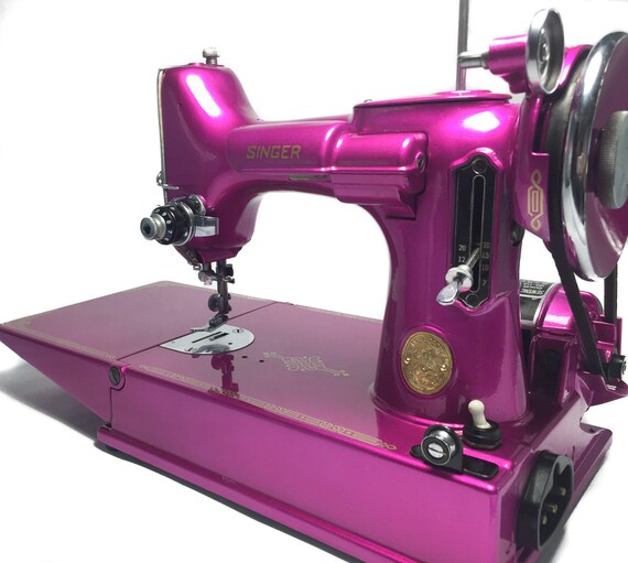 assorted color Singer featherweight 221 Sewing machine Socks