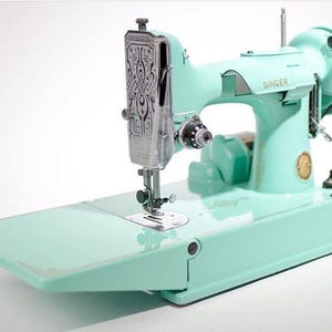 Singer Featherweight 221 Sewing Machine Custom Painted Color of Choice image 5