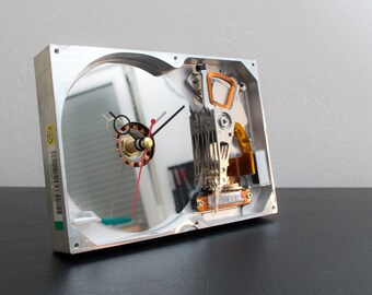 Hard Drive Clock, Small Desk Clock, Geek Gift, Computer Clock, Father Gift, Boyfriend Gift, Husband Gift, Father Gift, Birthday Gift