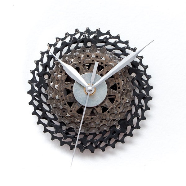 Horloge de vélo - Cadeau pour cycliste - Horloge murale fabriquée à partir de pièces de vélo