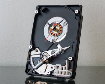 Modern Desk Clock, Hard Drive Clock, Unique Clock, Geek Gift, Industrial Clock, Birthday Gift, Husband gift, Unique Gift, Boyfriend Gift