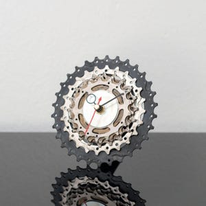 Cool Desk Clock made out of Bike Gears, Gift Idea for Cyclist Boyfriend, Husband, Brother or Father, Industrial Office Desk Decor for Him