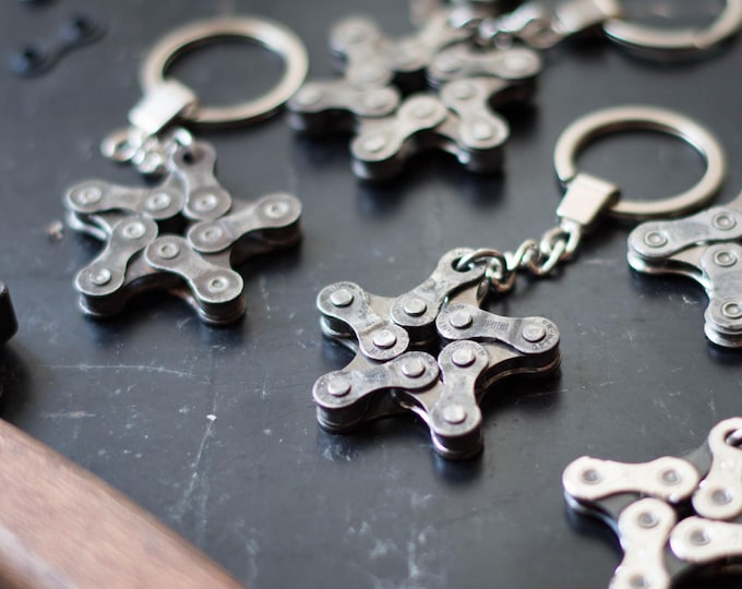 Bike Chain Keyfob, Bike Accessory, Cyclist Gift, Bike Keychain, Metal Keyring, Metal Keychain, Cyclist Keychain, Bicycle Chain Keychain