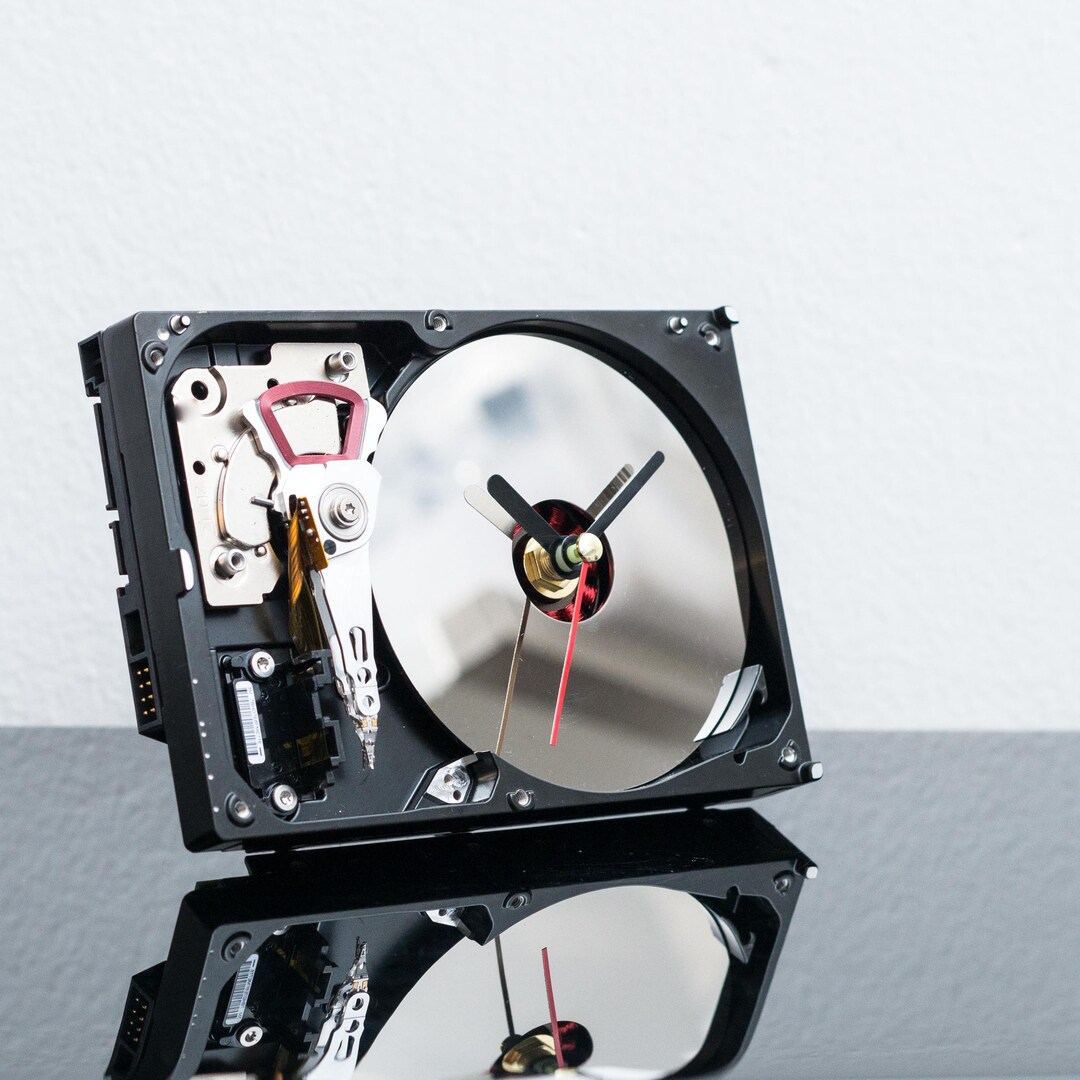 Reused Computer Part Clock Computer Tech Nerd Gift, Computer Parts Desk Clock, Recycled Hard Drive ...