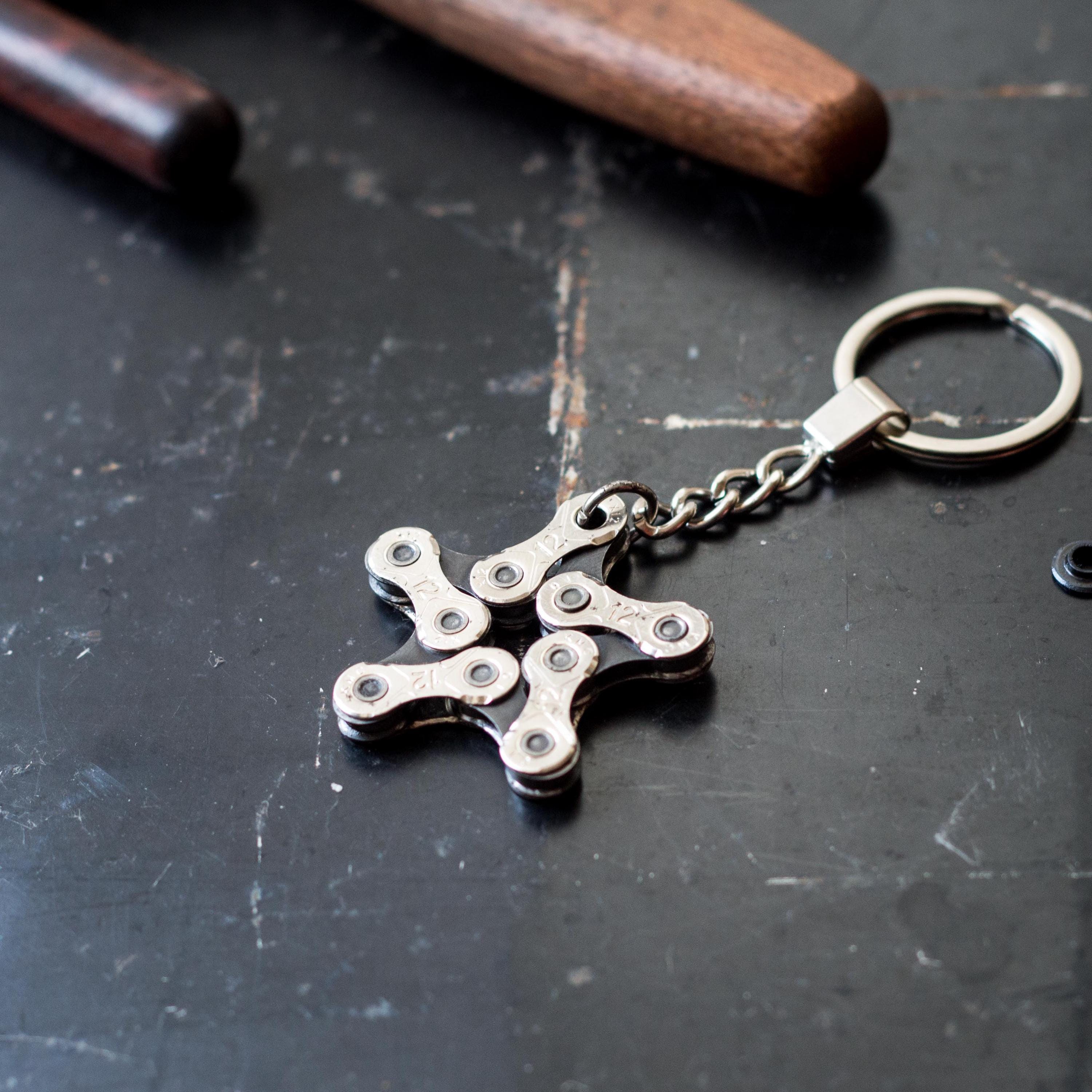 Cyclist Keychain, Bicycle Chain Key Chain, Bike Chain Key Fob, Bike  Keychain, Metal Keyring, Metal Keychain, Bike Accessory, Cyclist Gift - Etsy