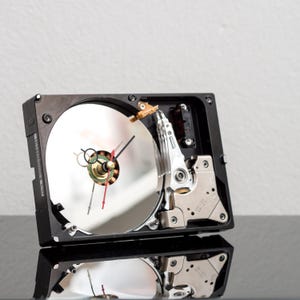 Computer Engineer Clock, Gamer Christmas Gift, Unique Office or Game Room Decor, Hard Drive Clock, Programmer Gift for Him, PC Gaming