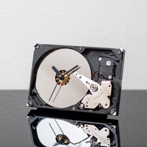 Hard Drive Clock Unique Desk Clock Industrial Clock Modern Clock Computer Clock Unique Gift Husband Gift Boyfriend Gift image 3