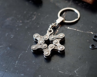 Bike Keychain, Metal Keyring, Metal Keychain, Cyclist Keychain, Bicycle Chain Keychain, Bike Chain Keyfob, Bike Accessory, Cyclist Gift
