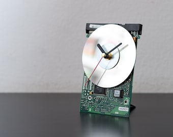 Green Desk Clock, Circuit board Clock, Recycled Computer Parts Clock, Computer Desk Clock, Boyfriend Gift, Husband Gift, Father Geek Gift