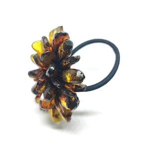 Baltic amber hair tie / Flower