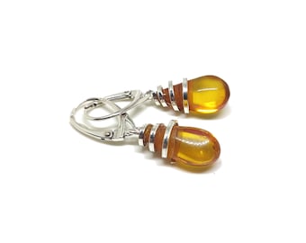 Silver earings with amber