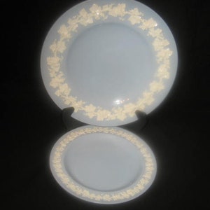 Wedgwood Of Etruria & Barlaston  Queens Ware Blue Plates/Wedgwood Made In England/Wedgwood Dinnerware/Vintage Dinnerware Queens Ware