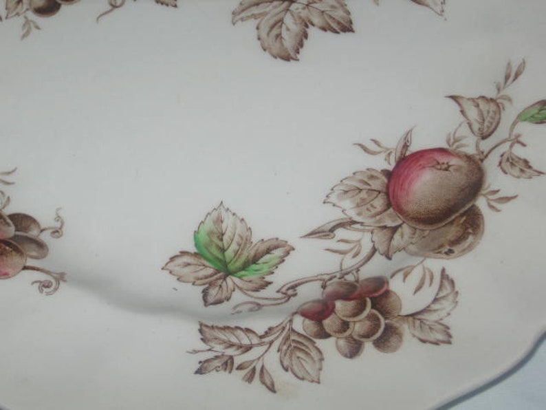 Johnson Brothers Genuine Hand Engraving Dinnerware/kitchenware/johnson