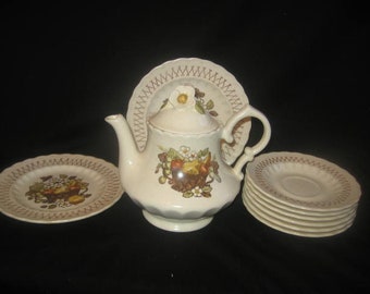 Vintage Metlox/Poppy Trail /Vernon Ware/ Vintage Serving Pieces/Ceramics/Stoneware Metlox/Vernon Ware Fruit Basket Teapot and Saucer/Teapots