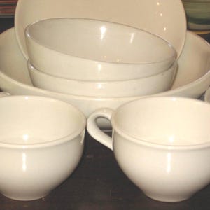 Russel Wright MCM Iroquois Casual White Cup and Saucers Bowls Plate 1950&#39;s Dinnerware Kitchen Collectibles Russel Wright Design Dinnerware
