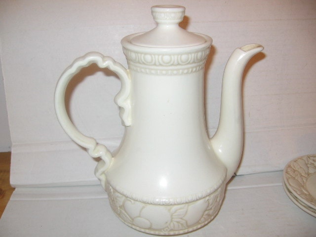 Vintage Metlox Vernon Ware Antiqua Coffee Set: Embossed California