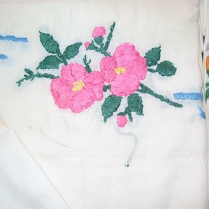 Vintage Hand Embroidered Pillowcases, Hand Embroidered Linen, Vintage Bedding, Linen Collectibles,