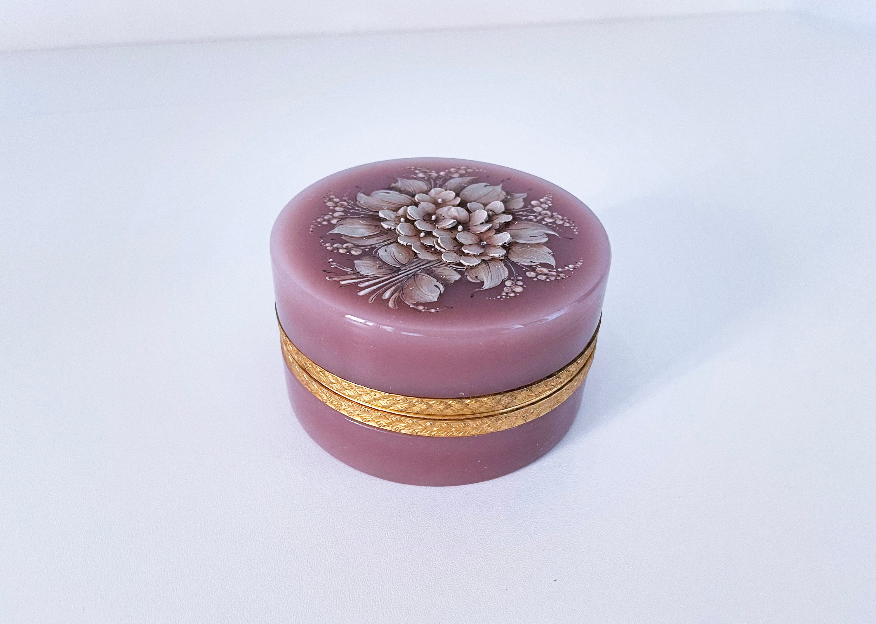 MURANO OPALINE FERRO ハイエナメル ハンドペイント 宝石箱 1950's Mid Century Italian Murano Pink Opaline Glass Trinket Box