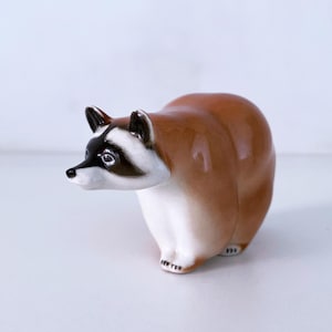 1960&#39;s Lomonosov Porcelain Red Raccoon / Panda Figurine USSR