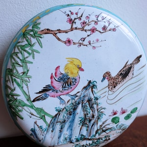 Vintage Chinese Canton Enamel on Copper Trinket Box