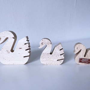 1960er Mid-Century Travertin Kartenhalter Swans von Fratelli Mannelli