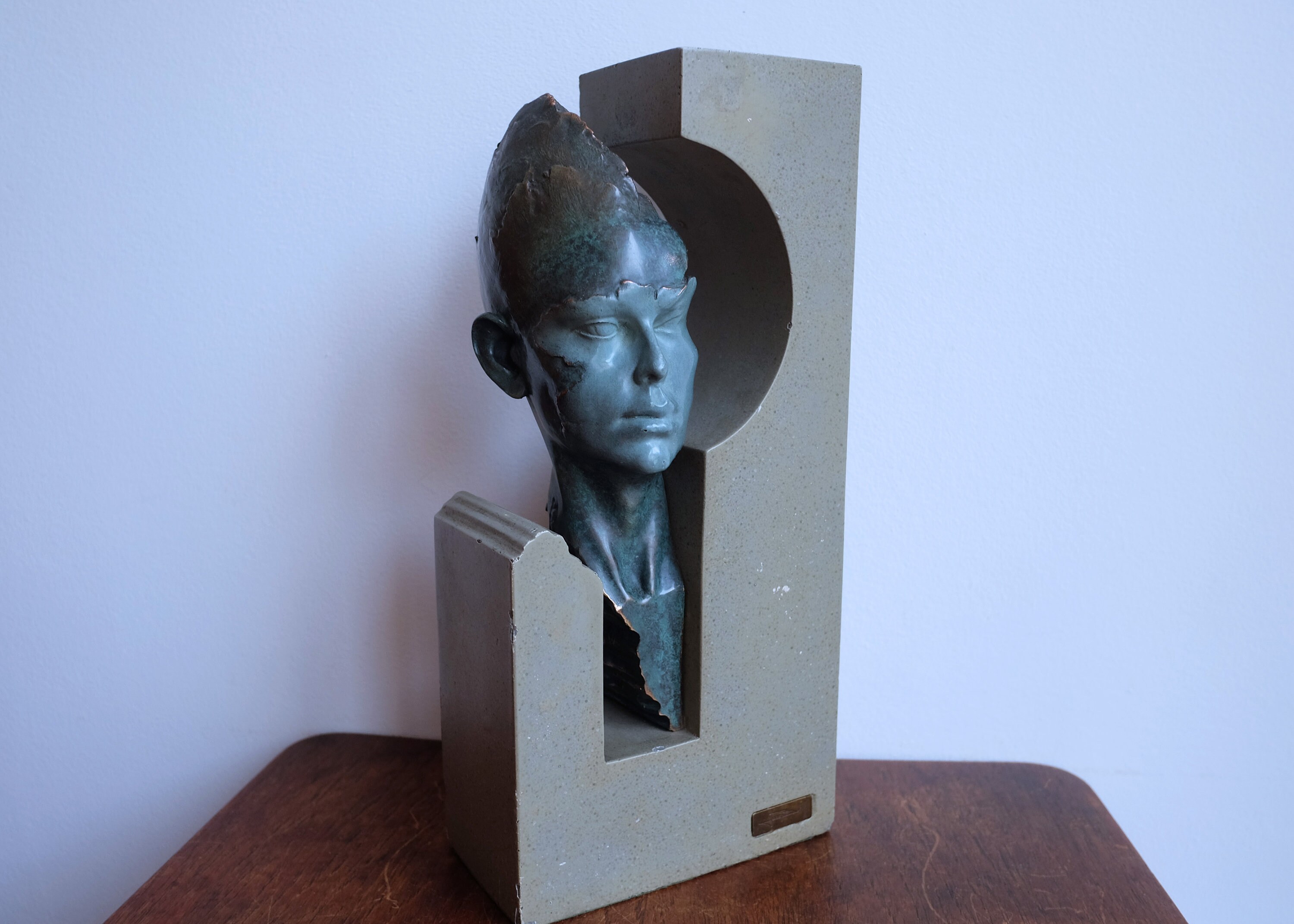 Joseph Bofill ジョセフ・ボフィル ブロンズ風 樹脂高さ約62cm Joseph Bofill ジョセフ・ボフィル ブロンズ風 樹脂高さ約62cm