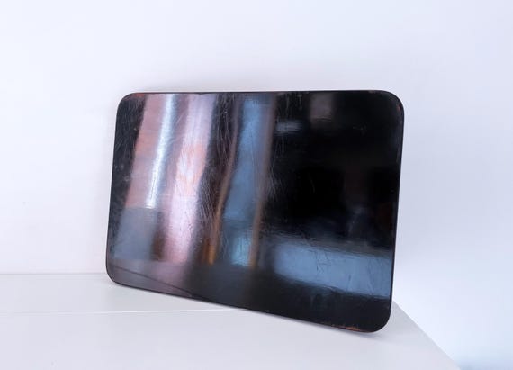 1950's Vietnamese Lacquered Tray Depicting Maison THANH LE