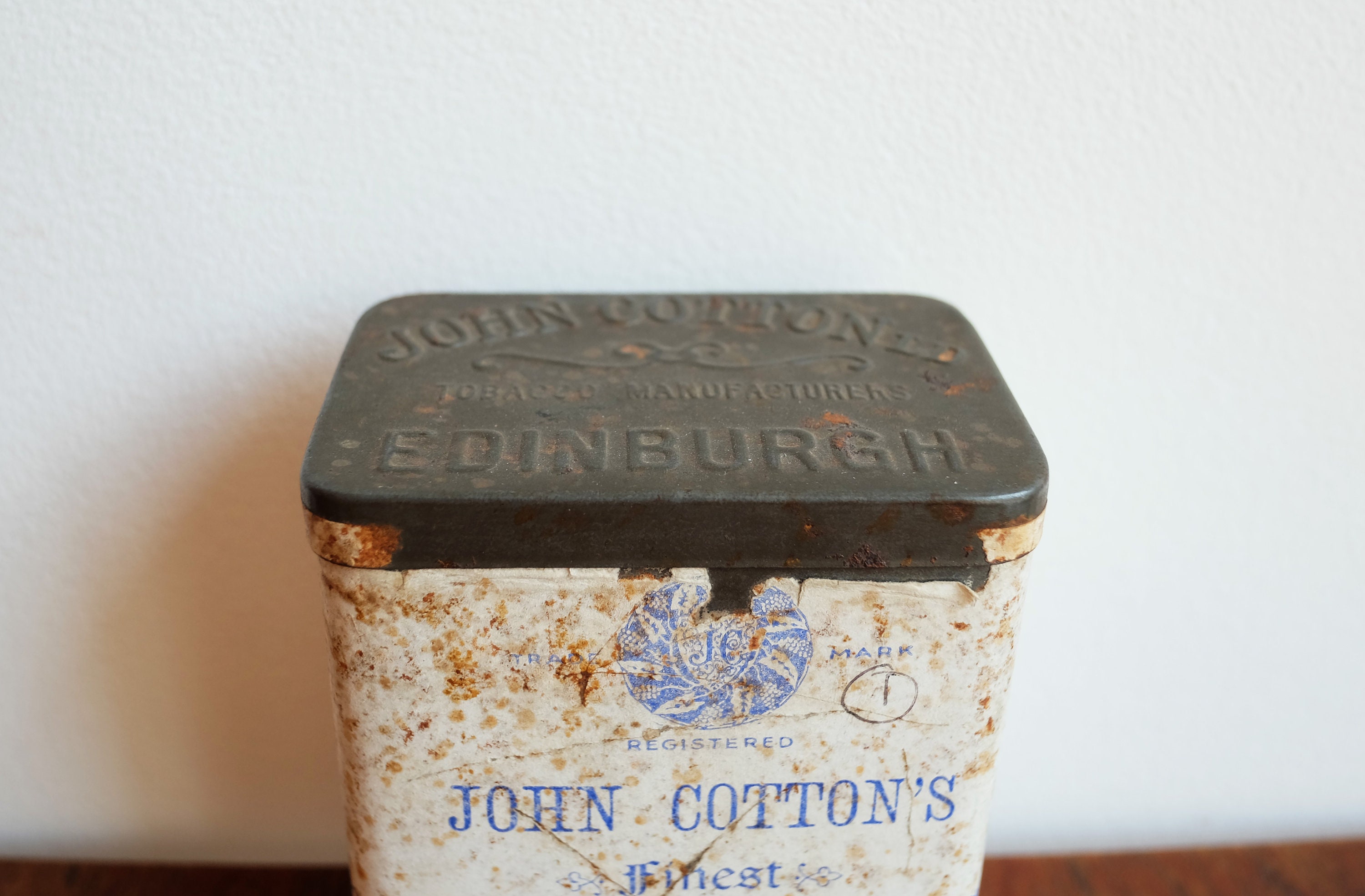 john cotton tobacco 1940's John Cotton's Finest No 1 Mild Smoking Tobacco Tin Box - Edinburgh  Scotland