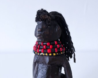 トゥルカナ人形 ケニア トゥルカナ人形 ケニア 1970 年代、ケニア北西部のトゥルカナ族が作っ