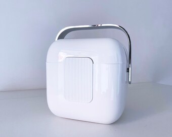 1980's Guzzini 'Amanda' White Ice Bucket by Ambrogio Pozzi